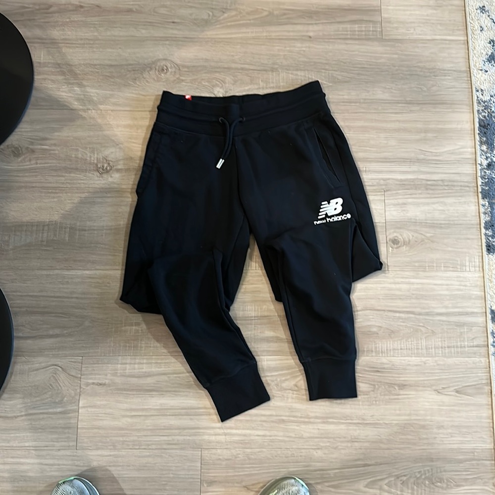 Like new new balance jogger sweatpants